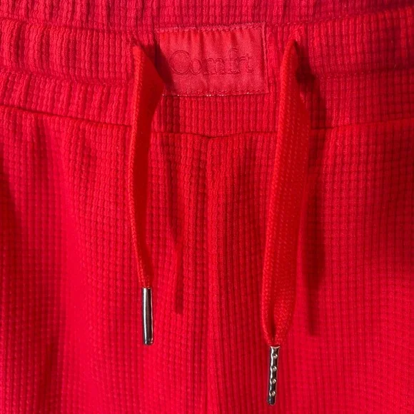 Comfrt Waffle Knit Lounge Set Size Large Red Matching Top Shorts 2 Piece NWOT - Picture 11 of 15
